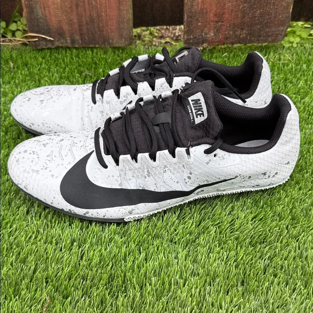 Nike black ideal white